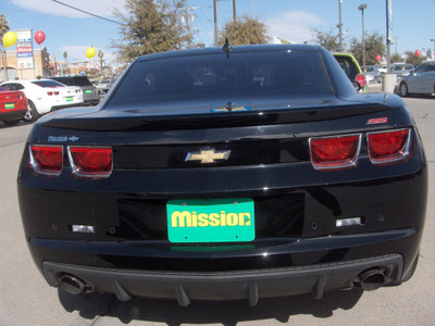 chevrolet camaro 2012 black coupe ss gasoline 8 cylinders rear wheel drive automatic 79936