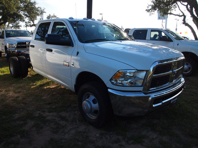 ram chassis 3500 2012 pw7 bright white cl diesel 6 cylinders 4 wheel drive rc transmission 78016
