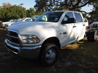 ram chassis 3500 2012 pw7 bright white cl diesel 6 cylinders 4 wheel drive rc transmission 78016