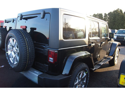 jeep wrangler unlimited 2013 black suv sahara gasoline 6 cylinders 4 wheel drive automatic 07730