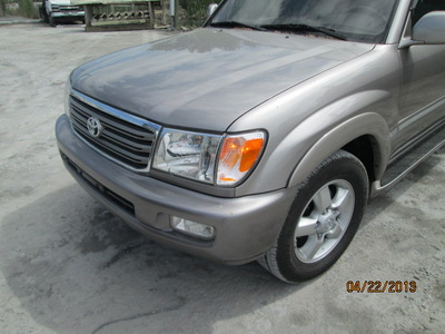 toyota landcruiser