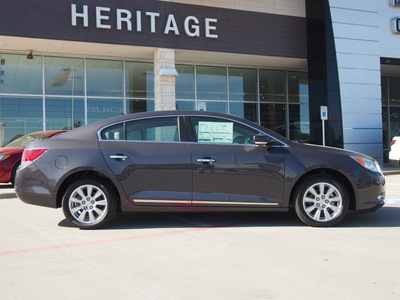 buick lacrosse 2013 dk  gray sedan leather gasoline 4 cylinders front wheel drive automatic 75087