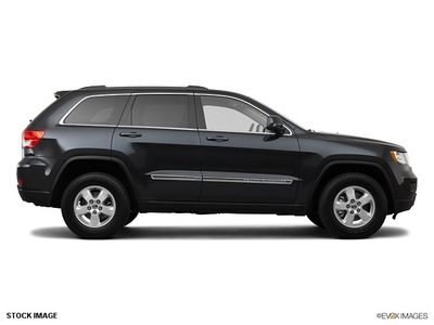 jeep grand cherokee 2011 suv gasoline 6 cylinders 4 wheel drive 5 speed automatic 13502