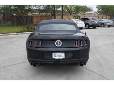 ford mustang 2013 black v6 gasoline 6 cylinders rear wheel drive automatic 78411