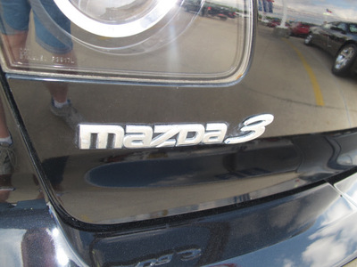 mazda mazda3 2008 sedan gasoline 4 cylinders front wheel drive not specified 77375