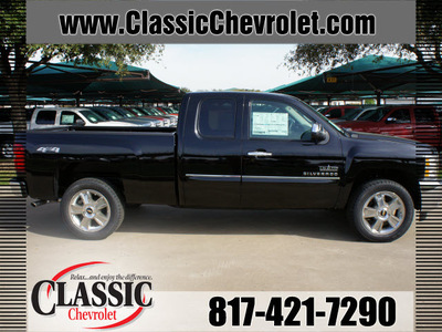 chevrolet silverado 1500 2013 black lt flex fuel 8 cylinders 4 wheel drive automatic 76051