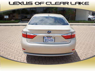 lexus es 300h 2013 beige sedan hybrid 4 cylinders front wheel drive automatic 77546