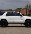 toyota 4runner 2007 white suv sr5 4x4 gasoline 6 cylinders 4 wheel drive automatic 61832