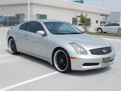 infiniti g35 2004 silver coupe gasoline 6 cylinders rear wheel drive shiftable automatic 77074