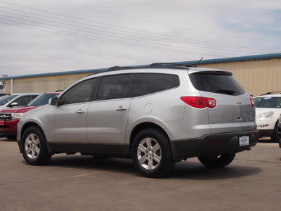 chevrolet traverse 2012 silver lt 6 cylinders automatic 79110