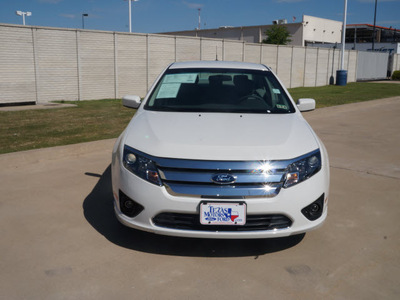ford fusion 2012 white sedan se gasoline 4 cylinders front wheel drive automatic 76108