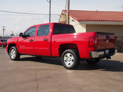 chevrolet silverado 1500 2011 red lt 8 cylinders automatic 79110