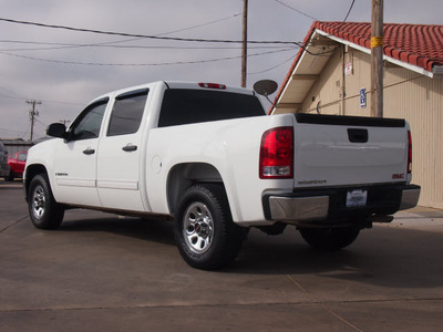 gmc sierra 1500 2009 white sl 8 cylinders automatic 79110