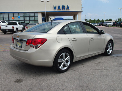 chevrolet cruze 2012 gold sedan lt gasoline 4 cylinders front wheel drive automatic 78224