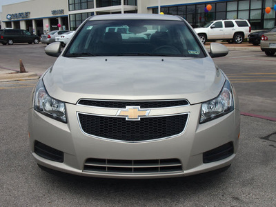 chevrolet cruze 2012 gold sedan lt gasoline 4 cylinders front wheel drive automatic 78224