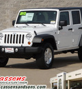 jeep wrangler 2013 white suv gasoline 6 cylinders 4 wheel drive automatic 62034