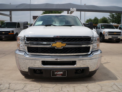 chevrolet silverado 2500hd 2013 white pickup truck work truck gasoline 8 cylinders 2 wheel drive automatic 76051