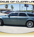 dodge magnum 2005 dk  green wagon sxt gasoline 6 cylinders rear wheel drive 4 speed automatic 77546