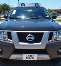 nissan xterra 2013 dk  gray suv pro 4x gasoline 6 cylinders 4 wheel drive automatic with overdrive 76011