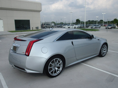 cadillac cts v 2011 silver coupe 8 cylinders automatic 77074