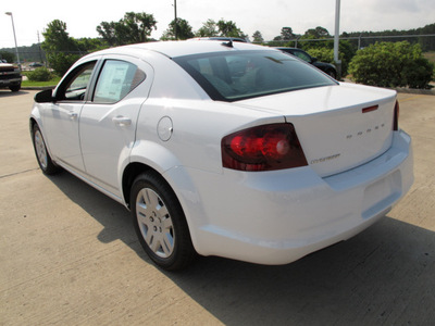 dodge avenger 2013 white sedan se gasoline 4 cylinders front wheel drive automatic 77375