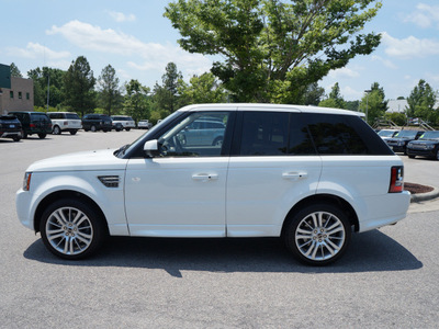 land rover range rover sport 2013 white suv hse gasoline 8 cylinders 4 wheel drive shiftable automatic 27511