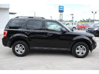 ford escape 2010 black suv xlt gasoline 4 cylinders front wheel drive automatic 77532