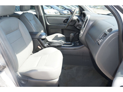 ford escape hybrid 2006 silver suv hybrid 4wd hybrid 4 cylinders all whee drive cont  variable trans  77099