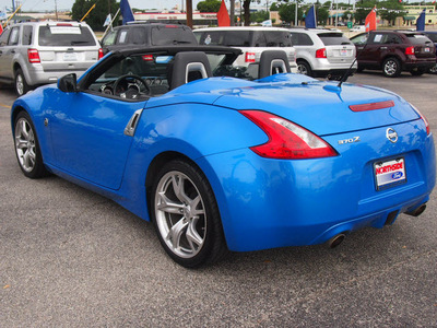 nissan 370z 2010 blue roadster gasoline 6 cylinders rear wheel drive shiftable automatic 78214