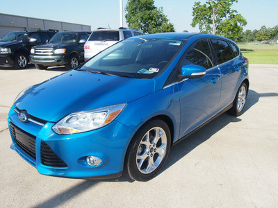 ford focus 2012 blue hatchback sel flex fuel 4 cylinders front wheel drive automatic with overdrive 77539