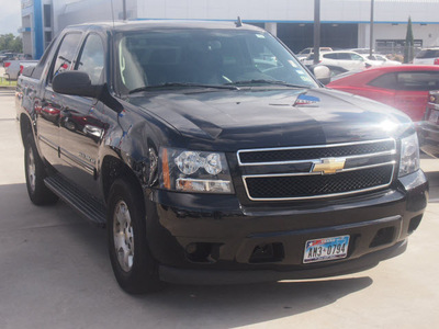 chevrolet avalanche 2010 black suv ls flex fuel 8 cylinders 2 wheel drive automatic 77090