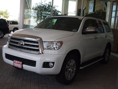 toyota sequoia 2013 white suv limited gasoline 8 cylinders 2 wheel drive automatic 78232
