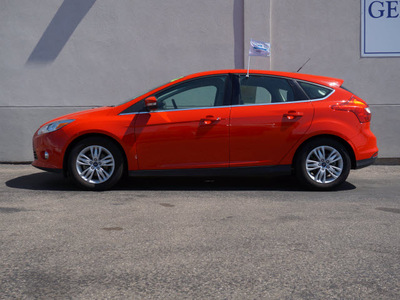ford focus 2012 red hatchback sel flex fuel 4 cylinders front wheel drive automatic 79407
