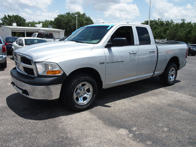 ram 1500 2011 silver st gasoline 8 cylinders 4 wheel drive automatic 78016
