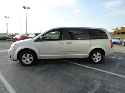 dodge grand caravan 2010 silver van se gasoline 6 cylinders front wheel drive shiftable automatic 60915