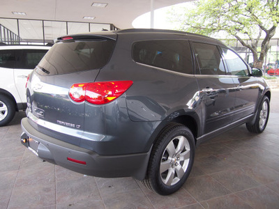 chevrolet traverse 2012 gray lt gasoline 6 cylinders front wheel drive automatic 75075