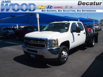 chevrolet silverado 3500hd 2013 white work truck diesel 8 cylinders 4 wheel drive allison 75234