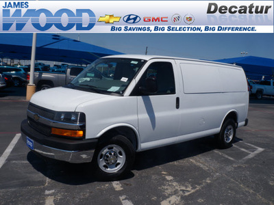 chevrolet express cargo 2013 white van 2500 flex fuel 8 cylinders rear wheel drive 6 speed automatic 75234