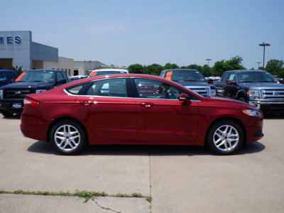 ford fusion 2013 red sedan se gasoline 4 cylinders front wheel drive shiftable automatic 75070