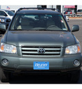 toyota highlander 2006 lt  green suv gasoline 6 cylinders all whee drive automatic 76801