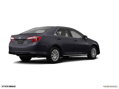 toyota camry 2013 gray sedan gasoline 4 cylinders front wheel drive not specified 75067