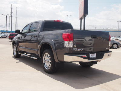 toyota tundra 2012 gray grade gasoline 8 cylinders 4 wheel drive automatic 79110