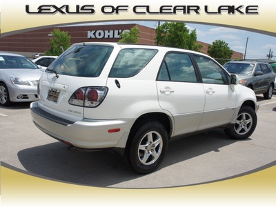 lexus rx 300 2003 white suv gasoline 6 cylinders front wheel drive automatic 77546