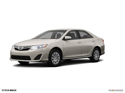 toyota camry 2013 beige sedan gasoline 4 cylinders front wheel drive not specified 75067
