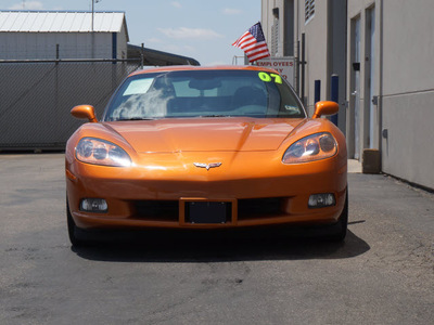 chevrolet corvette 2007 orange coupe gasoline 8 cylinders rear wheel drive automatic 79407