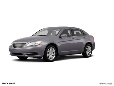 chrysler 200 2013 sedan touring gasoline 4 cylinders front wheel drive automatic 77375