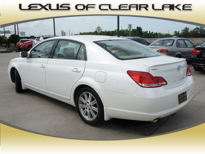 toyota avalon 2007 off white sedan limited gasoline 6 cylinders front wheel drive automatic 77546