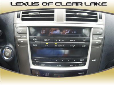 lexus is 350 2006 lt  gray sedan gasoline 6 cylinders rear wheel drive automatic 77546