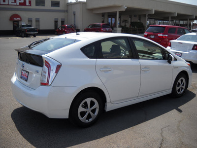 toyota prius 2012 white hatchback hybrid 4 cylinders front wheel drive automatic 79925