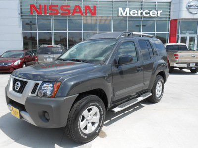nissan xterra 2013 dk  gray suv s 6 cylinders automatic 75901